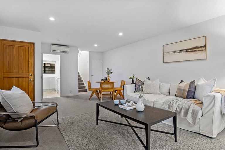 Photo of property in 2/54 Derby Street, St Albans, Christchurch, 8014