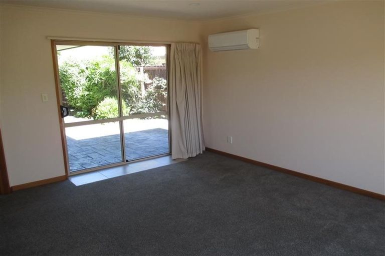 Photo of property in 21 Sabys Road, Halswell, Christchurch, 8025