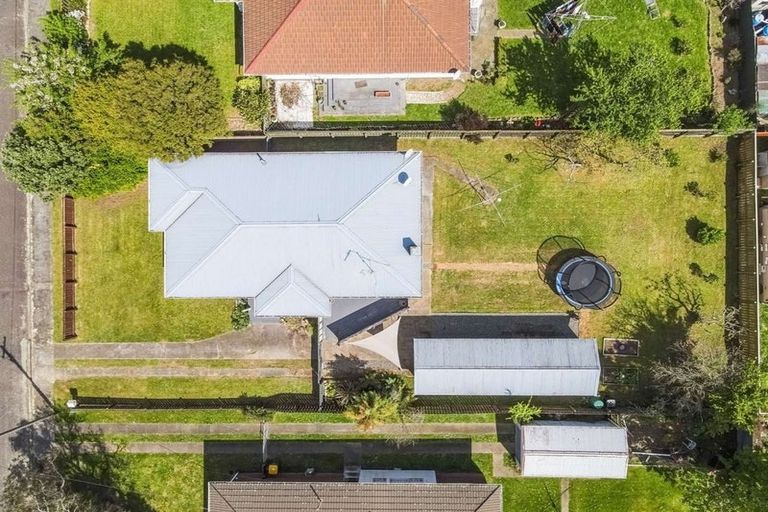 Photo of property in 11 George Street, Levin, 5510