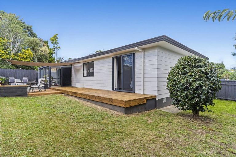 Photo of property in 19 Corinna Street, Welcome Bay, Tauranga, 3112