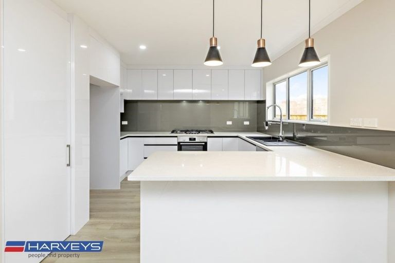 Photo of property in 18 Te Aramanu Crescent, Papakura, 2110