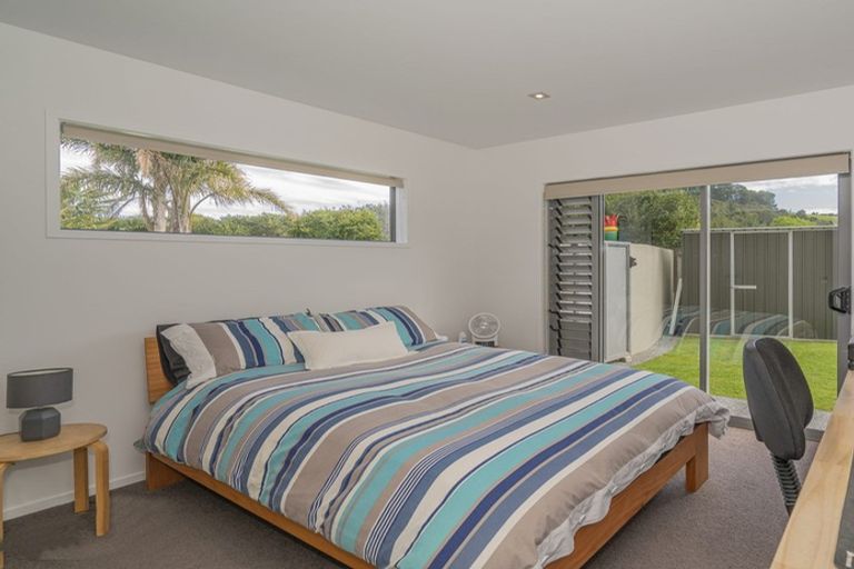 Photo of property in 122 Pepe Road, Tairua, 3508
