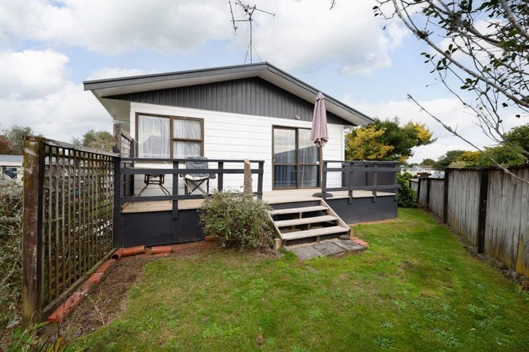 Photo of property in 18 Bradley Place, Nawton, Hamilton, 3200