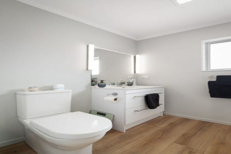 Photo of property in 6 Reel Road, Athenree, Waihi Beach, 3611