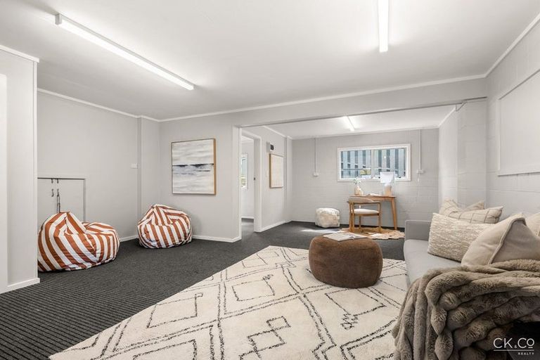 Photo of property in 30 Mossburn Grove, Kelson, Lower Hutt, 5010