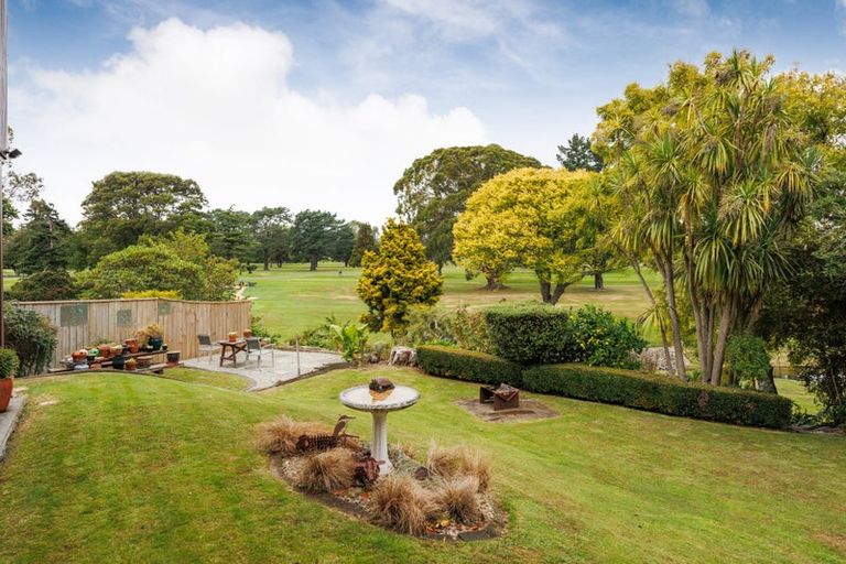 Photo of property in 9 Belmont Place, Terrace End, Palmerston North, 4410