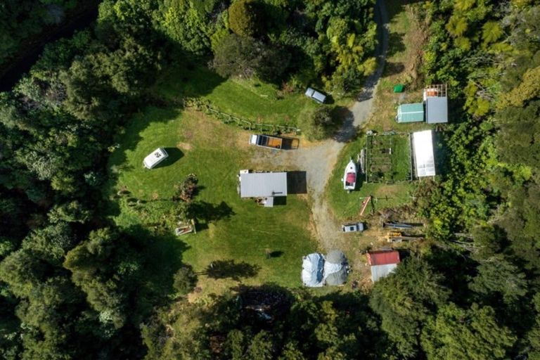 Photo of property in 6661 Kenepuru, Saint Omer, Picton, 7282