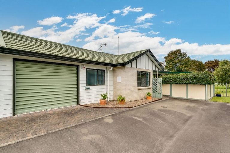 Photo of property in 1/2 Spriggs Crescent, Greenmeadows, Napier, 4112