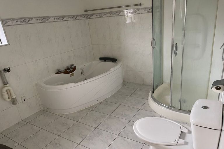 Photo of property in 17 Raphoe Road, Flat Bush, Auckland, 2019