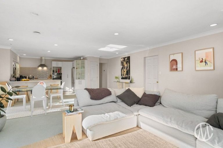 Photo of property in 16a Goods Road, Otumoetai, Tauranga, 3110