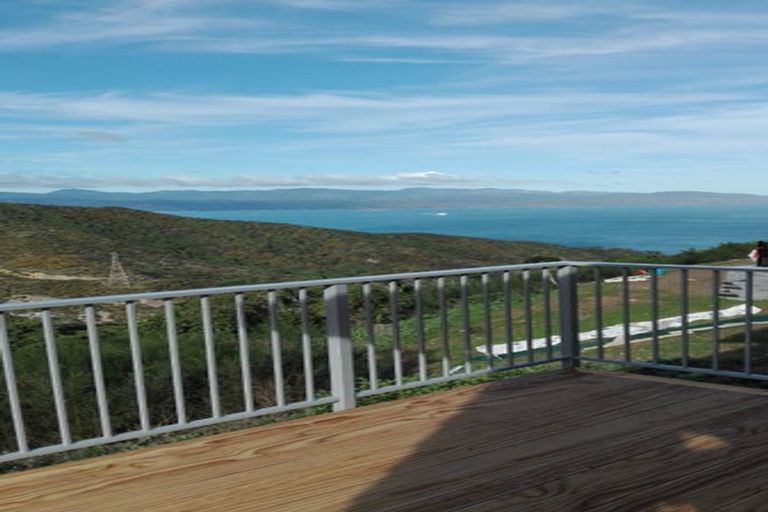 Photo of property in 25 Grumman Lane, Newlands, Wellington, 6037