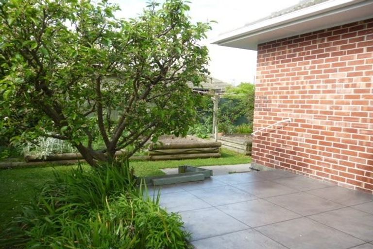 Photo of property in 29 Gleneagles Terrace, Ilam, Christchurch, 8053