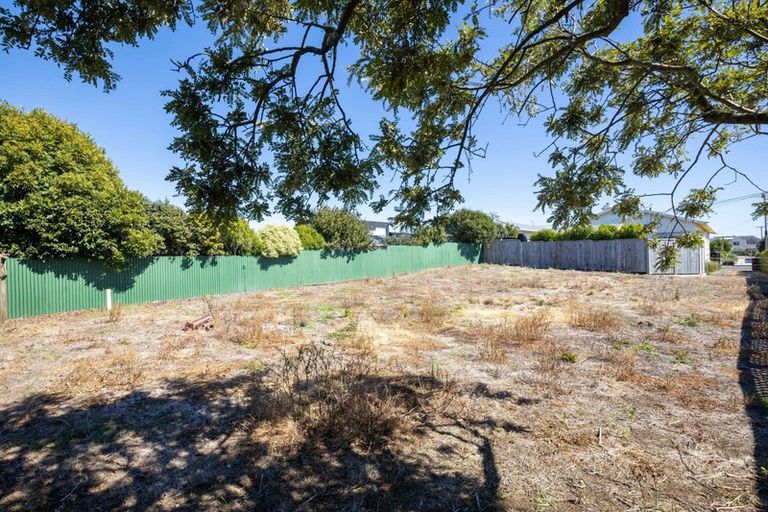 Photo of property in 23a Sackville Street, Martinborough, 5711