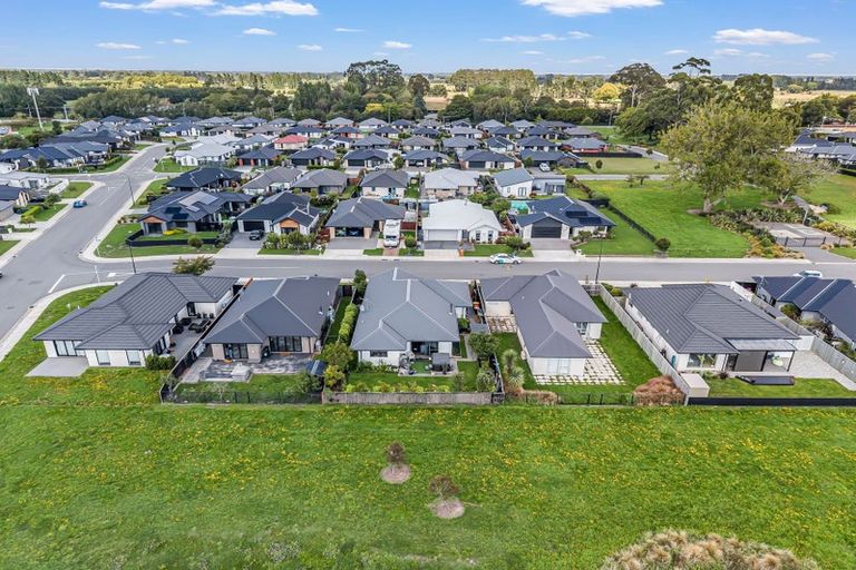 Photo of property in 6 Clegg Street, Woodend, 7610