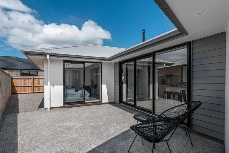 Photo of property in 6 Tarata Grove, Lansdowne, Masterton, 5810