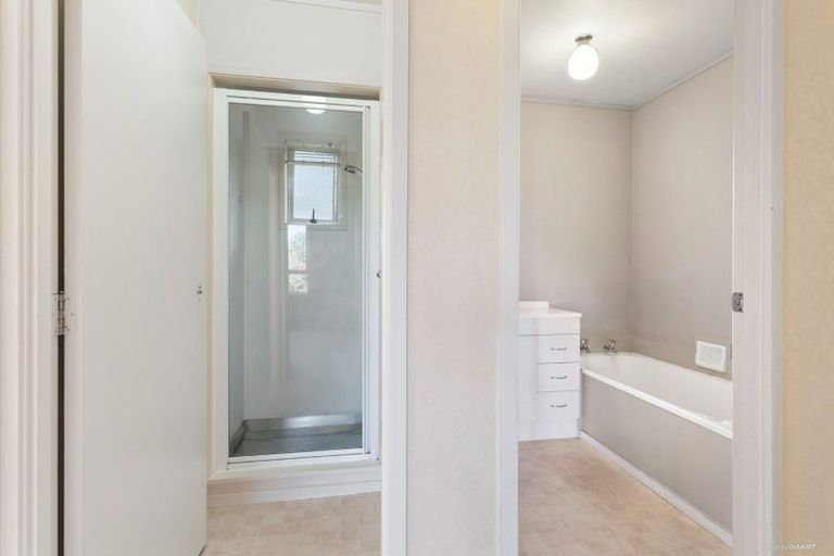 Photo of property in 9 Elmira Place, Browns Bay, Auckland, 0630