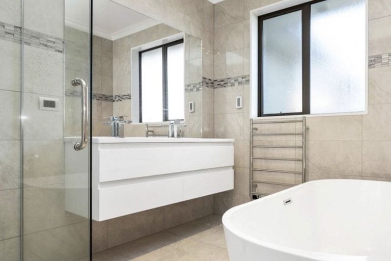 Photo of property in 2 Endurance Lane, Wigram, Christchurch, 8025