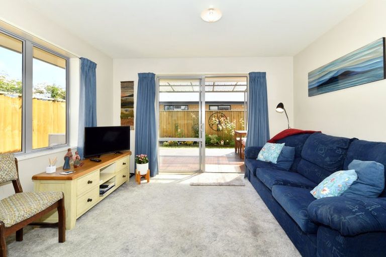 Photo of property in 33 Hornbrook Street, Waltham, Christchurch, 8023