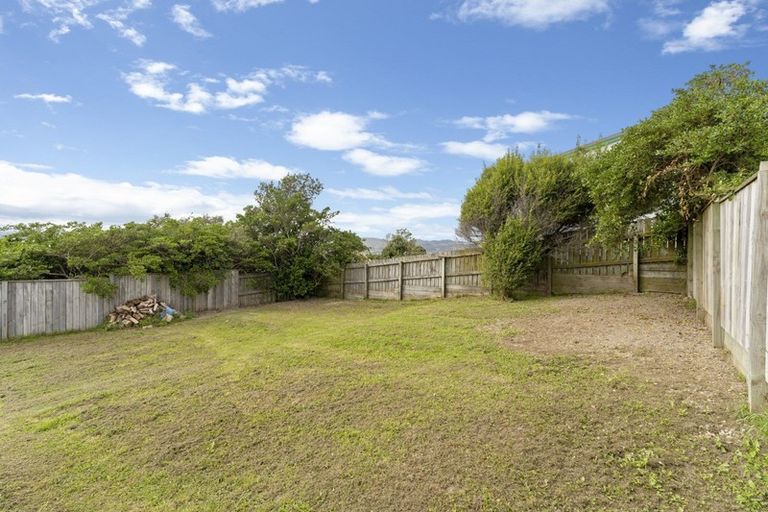 Photo of property in 11 Te Puke Street, Titahi Bay, Porirua, 5022