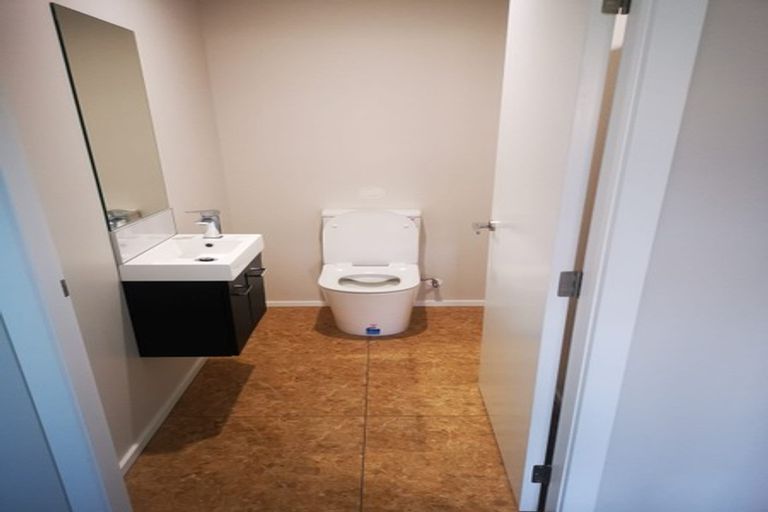 Photo of property in 37 Sussex Street, Levin, 5510