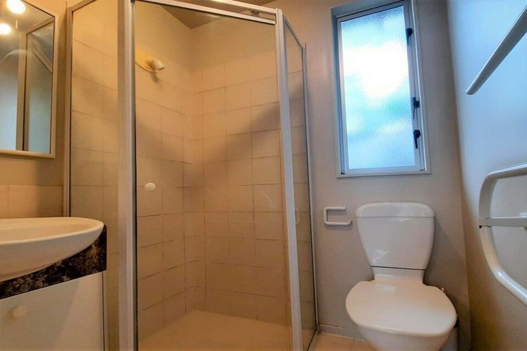 Photo of property in 4/32 Cranmer Square, Christchurch Central, Christchurch, 8013