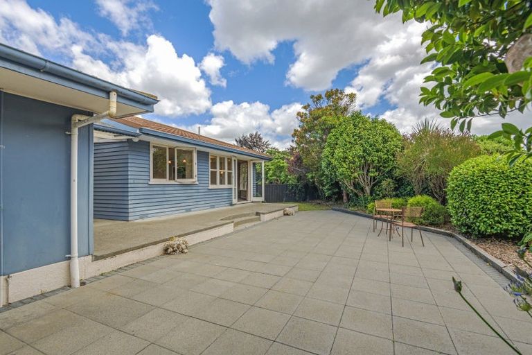 Photo of property in 12 Wigan Place, Hokowhitu, Palmerston North, 4410