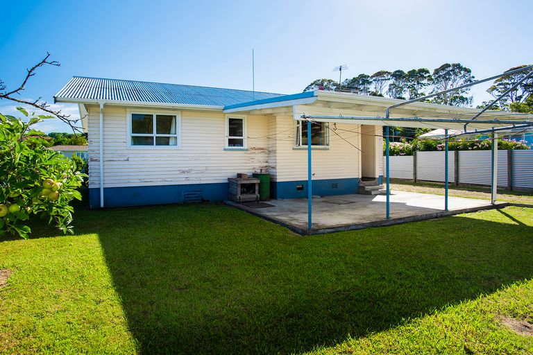 Photo of property in 24 Gordon Street, Mangapapa, Gisborne, 4010