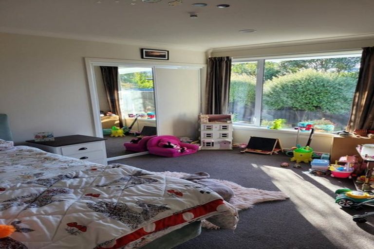 Photo of property in 33 Hammersley Avenue, Shirley, Christchurch, 8013