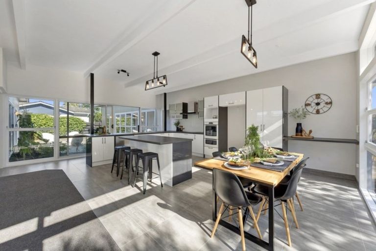 Photo of property in 11 Hillary Street, Chedworth, Hamilton, 3210