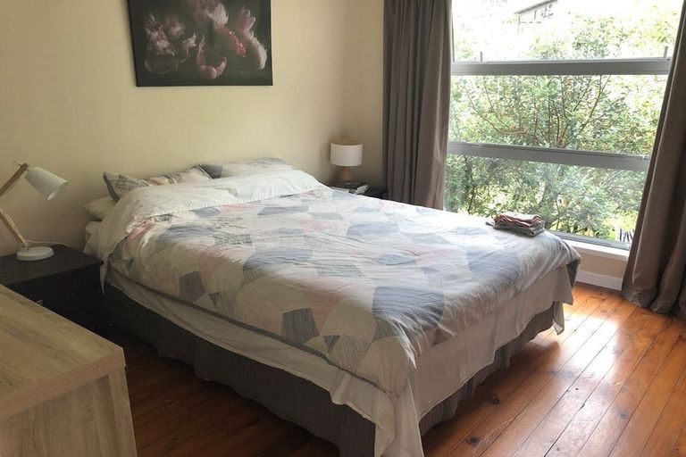 Photo of property in 32 Domain Crescent, Muriwai, Waimauku, 0881