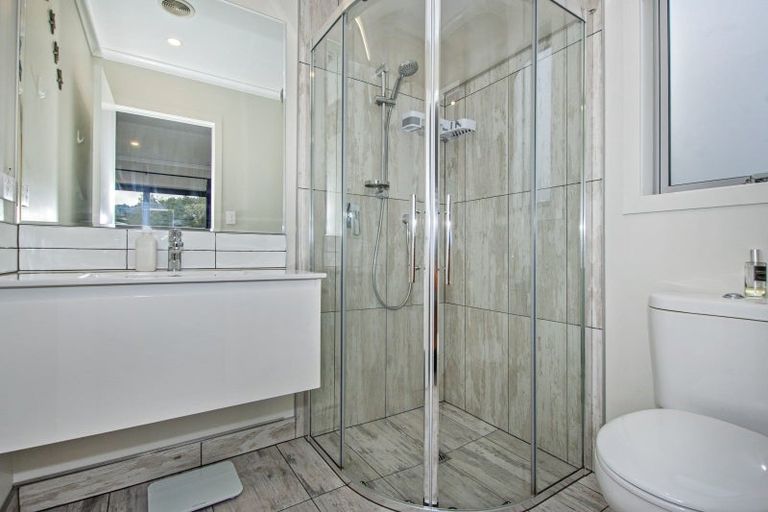 Photo of property in 13 Vintage Lane, Kauri, 0185