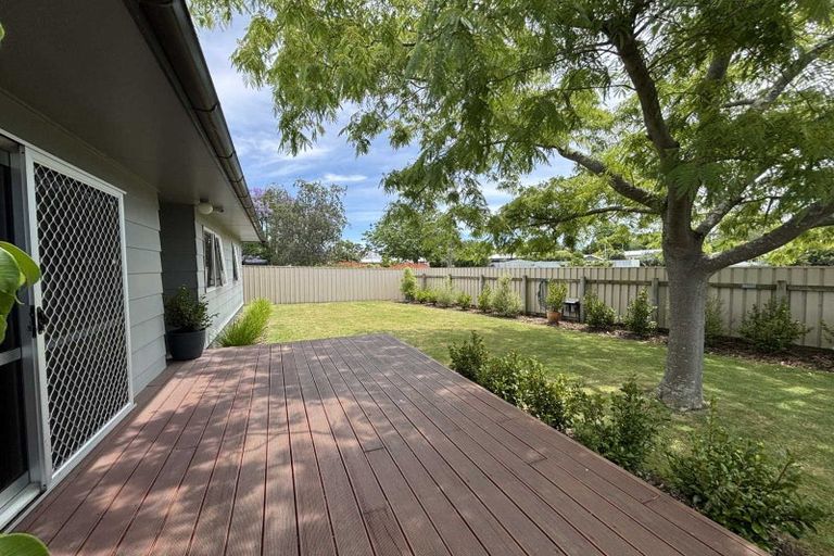 Photo of property in 45 Tait Drive, Greenmeadows, Napier, 4112