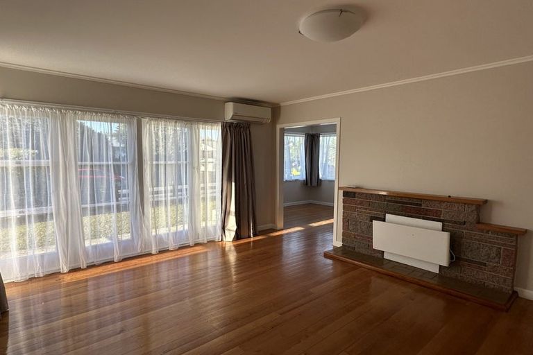 Photo of property in 11 Erin Street, Tikipunga, Whangarei, 0112