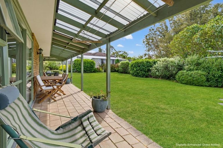 Photo of property in 5 Wilson Place, Marton, 4710