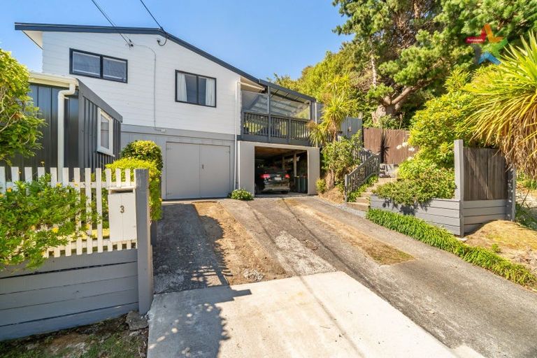 Photo of property in 3 Fraser Street, Wainuiomata, Lower Hutt, 5014
