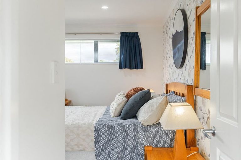 Photo of property in 34 Fonblanque Street, Westport, 7825