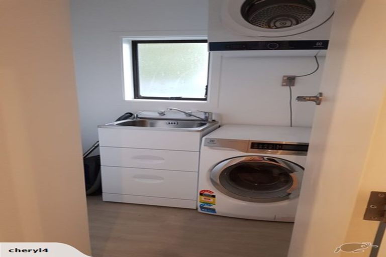 Photo of property in 16 Trafford Street, Harewood, Christchurch, 8051