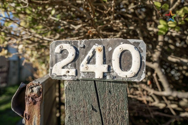 Photo of property in 240 Princes Street, Strathern, Invercargill, 9812