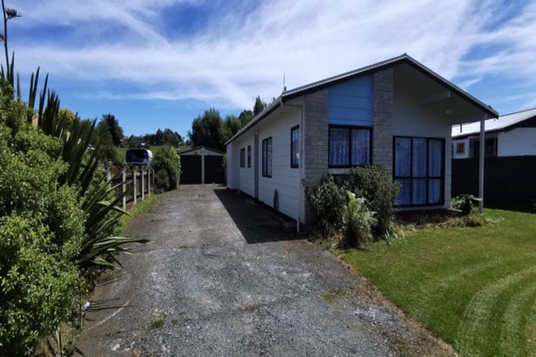 Photo of property in 15 Fraser-collin Crescent, Dannevirke, 4930