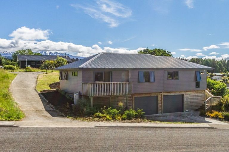 Photo of property in 6 Kowhai Heights, Ohakune, 4625