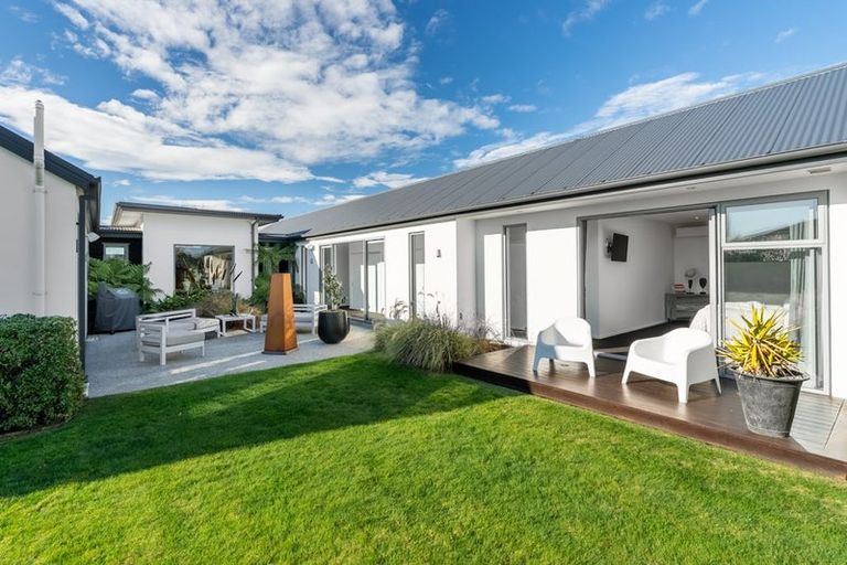 Photo of property in 18 Brampton Drive, West Melton, 7618