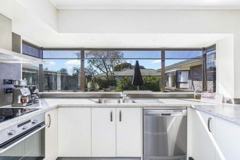 Photo of property in 62 Endeavour Avenue, Flagstaff, Hamilton, 3210