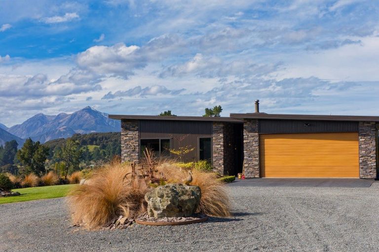 Photo of property in 250 Scotts Road, Inland Road, Kaikoura, 7373