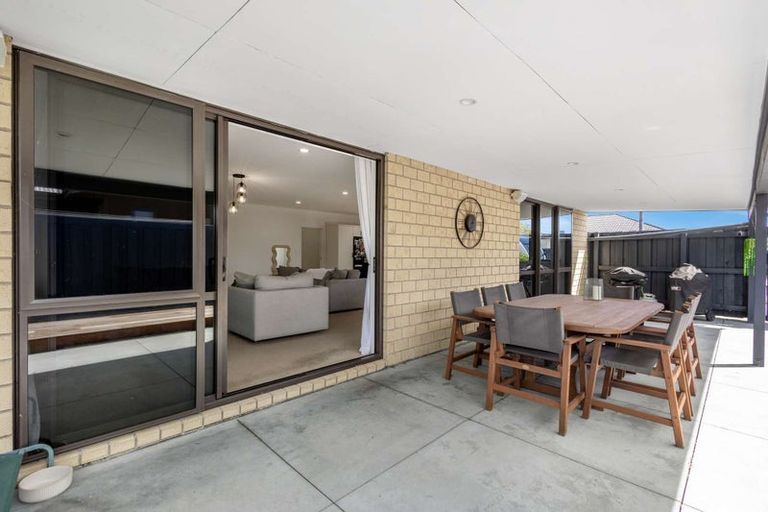 Photo of property in 3 Waitaha Place, Clive, 4102