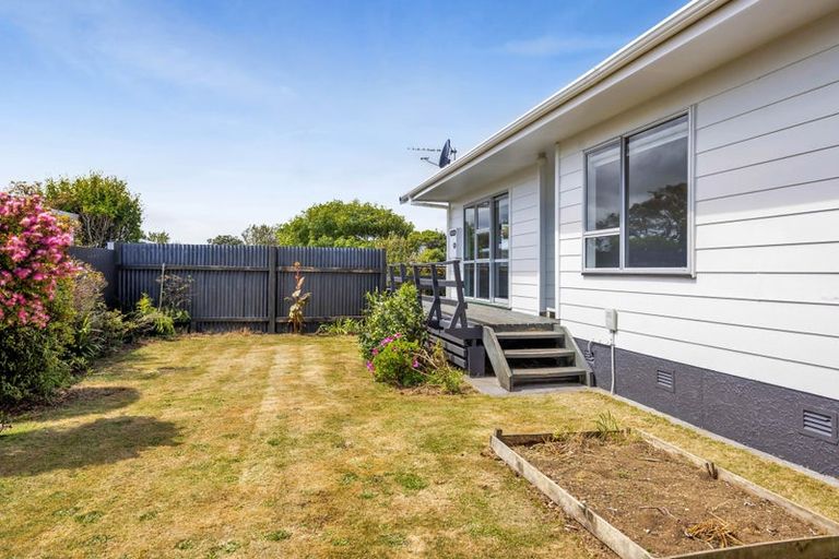Photo of property in 6 Manuka Place, Hawera, 4610