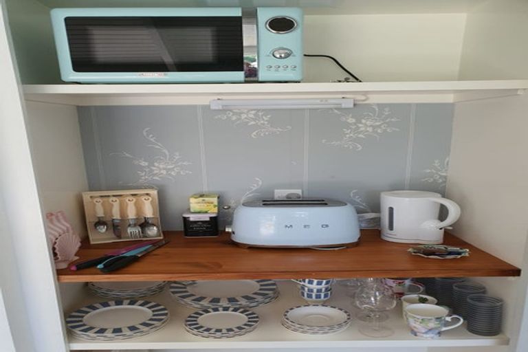 Photo of property in 44 Napier Road, Havelock North, 4130