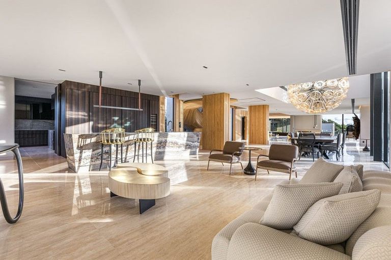 Photo of property in 92 Paritai Drive, Orakei, Auckland, 1071