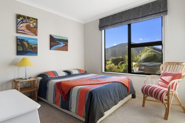 Photo of property in 26 Broadwater Close, Pyes Pa, Tauranga, 3112