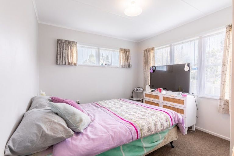 Photo of property in 34 James Street, Dannevirke, 4930