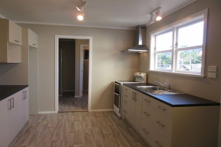 Photo of property in 15 Wilson Street, Newtown, Wellington, 6021